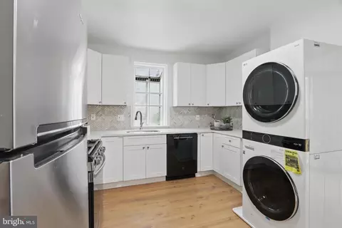 405 Calvin Ave, Baltimore, MD 21218 photo 15