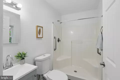 405 Calvin Ave, Baltimore, MD 21218 photo 20