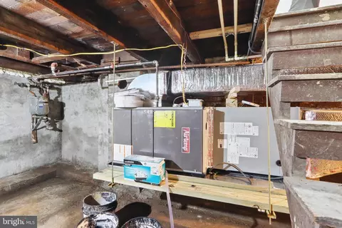 405 Calvin Ave, Baltimore, MD 21218 photo 35