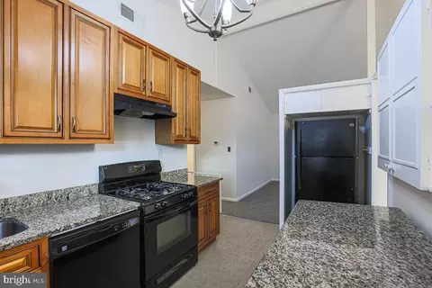 Kitchen - 5911 Winner Ave, Baltimore, MD 21215 photo 3 of 3