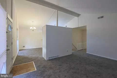 Entry Way - 5911 Winner Ave, Baltimore, MD 21215 photo 5 of 6