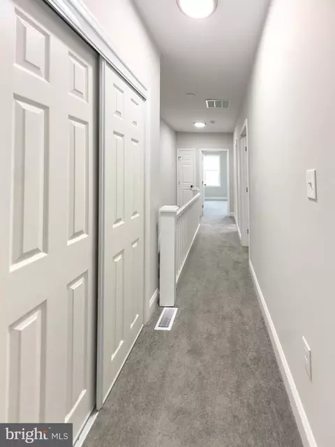 Entry Way - 1736 E 30th St, Baltimore, MD 21218 photo 6 of 7