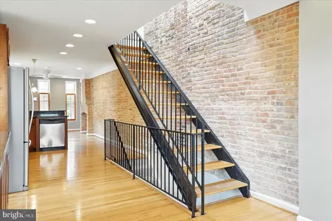 1225 W Cross St, Baltimore, MD 21230