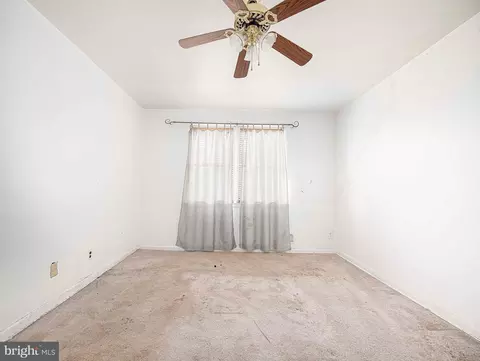 Bedroom - 1225 Silverthorne Rd, Baltimore, MD 21239 photo 2 of 2