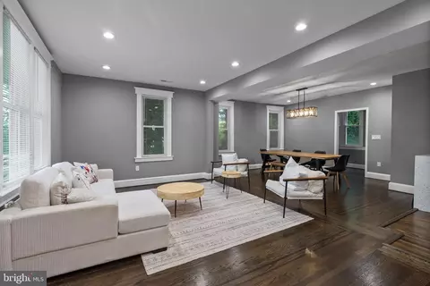 Living - 3303 Richmond Ave, Baltimore, MD 21213 photo 1 of 1