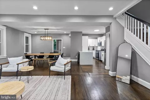 Entry Way - 3303 Richmond Ave, Baltimore, MD 21213 photo 1 of 10