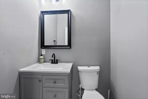 Bath - 3303 Richmond Ave, Baltimore, MD 21213 photo 1 of 7