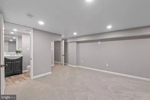 912 E 37th St, Baltimore, MD 21218 photo 33