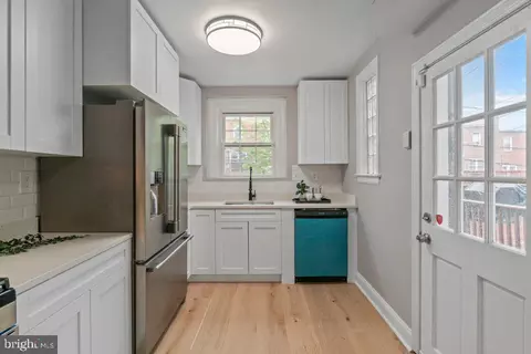 912 E 37th St, Baltimore, MD 21218 photo 17