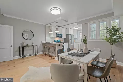 912 E 37th St, Baltimore, MD 21218 photo 11