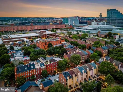 View/Area - 522 S Hanover St, Baltimore, MD 21201 photo 13 of 19