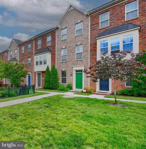 888 S Macon St, Baltimore, MD 21224 photo 2