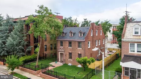 2206 Park Ave, Baltimore, MD 21217