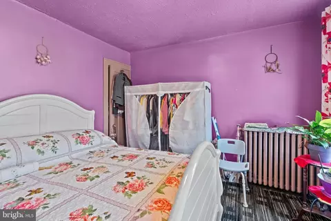 Bedroom - 2824 Ashland Ave, Baltimore, MD 21205 photo 7 of 8