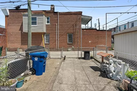 Exterior - 2824 Ashland Ave, Baltimore, MD 21205 photo 2 of 2