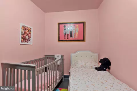 Bedroom - 2824 Ashland Ave, Baltimore, MD 21205 photo 5 of 8