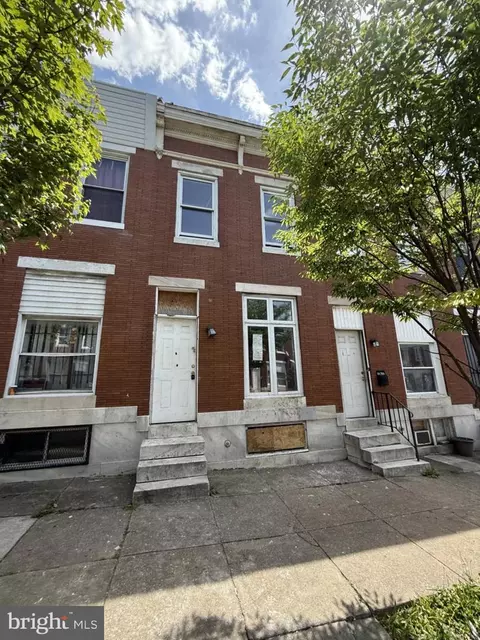 2907 E Monument St, Baltimore, MD 21205