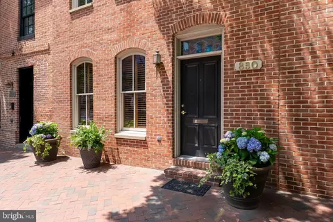850 S Bond St S, Baltimore, MD 21231