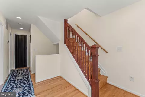 Entry Way - 5012 Catalpha Rd, Baltimore, MD 21214 photo 8 of 8