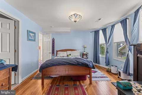 Bedroom - 5012 Catalpha Rd, Baltimore, MD 21214 photo 1 of 7