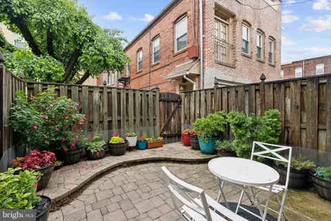 623 Jasper St, Baltimore, MD 21201 photo 25