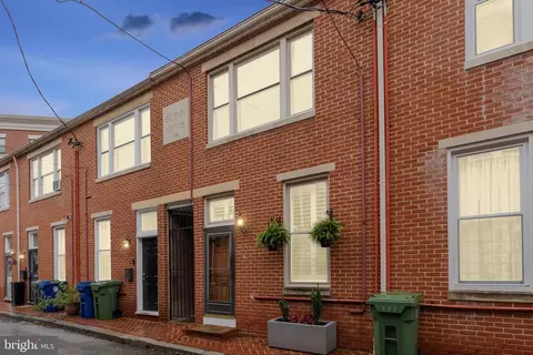 623 Jasper St, Baltimore, MD 21201 photo 2
