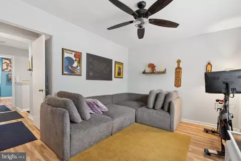623 Jasper St, Baltimore, MD 21201 photo 23
