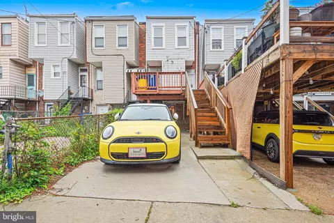 Exterior - 4106 Falls Rd, Baltimore, MD 21211 photo 3 of 3