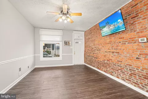 Living - 4106 Falls Rd, Baltimore, MD 21211 photo 2 of 3