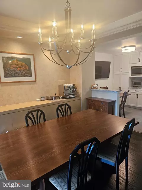 Dining - 10 E Lee St #2405, Baltimore, MD 21202 photo 2 of 2