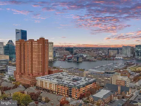 10 E Lee St #2405, Baltimore, MD 21202