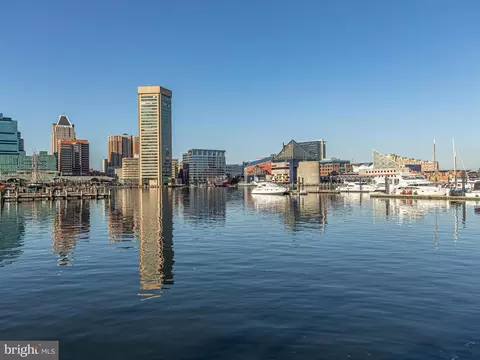 View/Area - 10 E Lee St #2405, Baltimore, MD 21202 photo 3 of 5