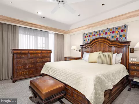 Bedroom - 10 E Lee St #2405, Baltimore, MD 21202 photo 3 of 4