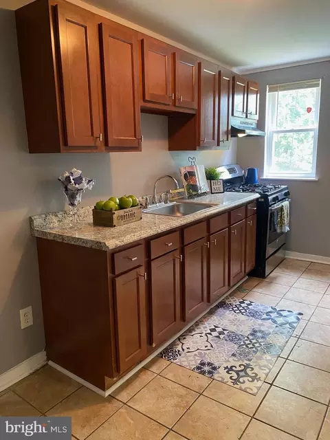 Kitchen - 5757 Edgepark Rd, Baltimore, MD 21239 photo 1 of 10