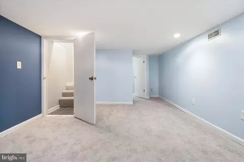 57 E Heath St, Baltimore, MD 21230 photo 36