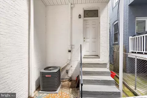 57 E Heath St, Baltimore, MD 21230 photo 41
