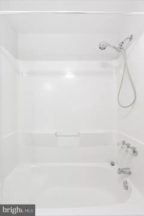 57 E Heath St, Baltimore, MD 21230 photo 17