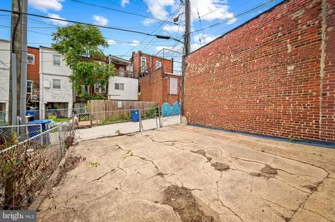 Exterior - 3003 Kentucky Ave, Baltimore, MD 21213 photo 4 of 4