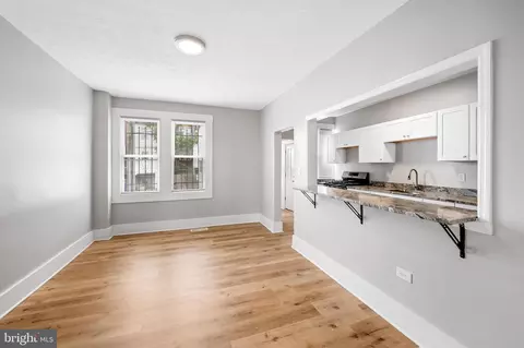 Living - 3003 Kentucky Ave, Baltimore, MD 21213 photo 4 of 5