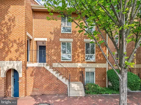 407 S Sharp St #R 6, Baltimore, MD 21201