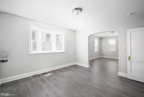 Entry Way - 3312 Southern Ave, Baltimore, MD 21214 photo 1 of 7