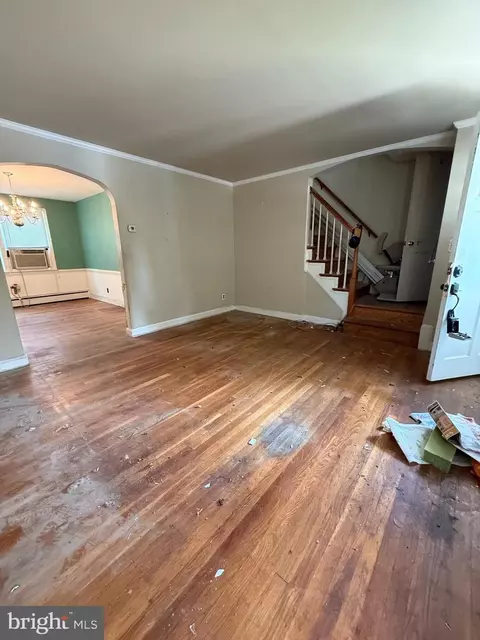 Living - 1720 Wadsworth Way, Baltimore, MD 21239 photo 2 of 2
