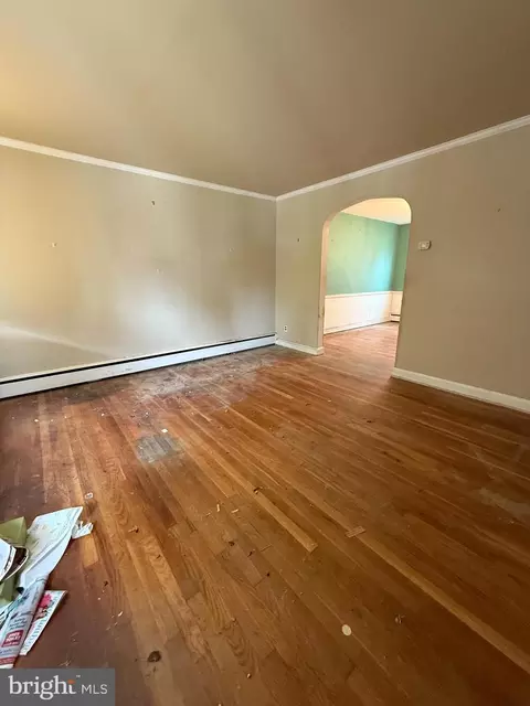 Living - 1720 Wadsworth Way, Baltimore, MD 21239 photo 1 of 2