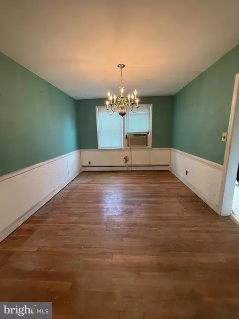 Dining - 1720 Wadsworth Way, Baltimore, MD 21239 photo 1 of 1
