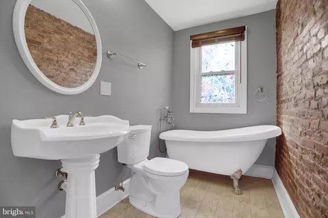 Bath - 503 W 27th St, Baltimore, MD 21211 photo 1 of 2
