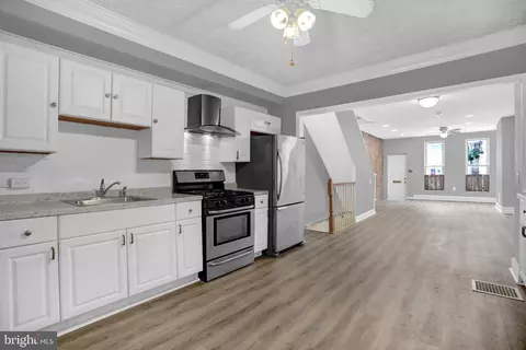 Entry Way - 503 W 27th St, Baltimore, MD 21211 photo 1 of 12