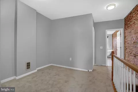 Entry Way - 503 W 27th St, Baltimore, MD 21211 photo 7 of 12