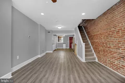 Entry Way - 503 W 27th St, Baltimore, MD 21211 photo 8 of 12