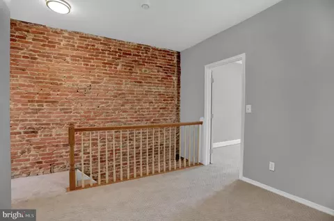 Entry Way - 503 W 27th St, Baltimore, MD 21211 photo 6 of 12