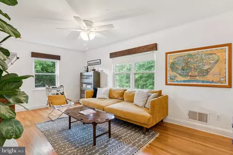 5721 Greenspring Ave, Baltimore, MD 21209 photo 5